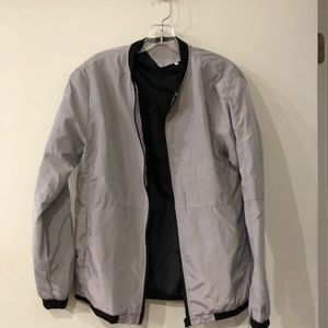 Light silver gray windbreaker medium NWT